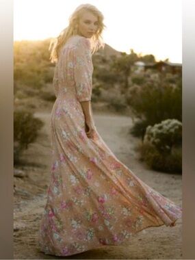 *RARE* Spell Sundancer Gown 😍